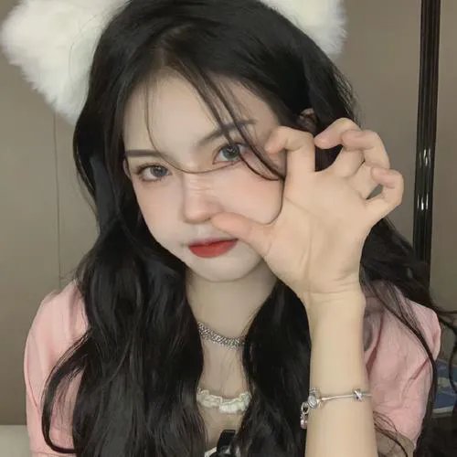 反斗灵猫 海报